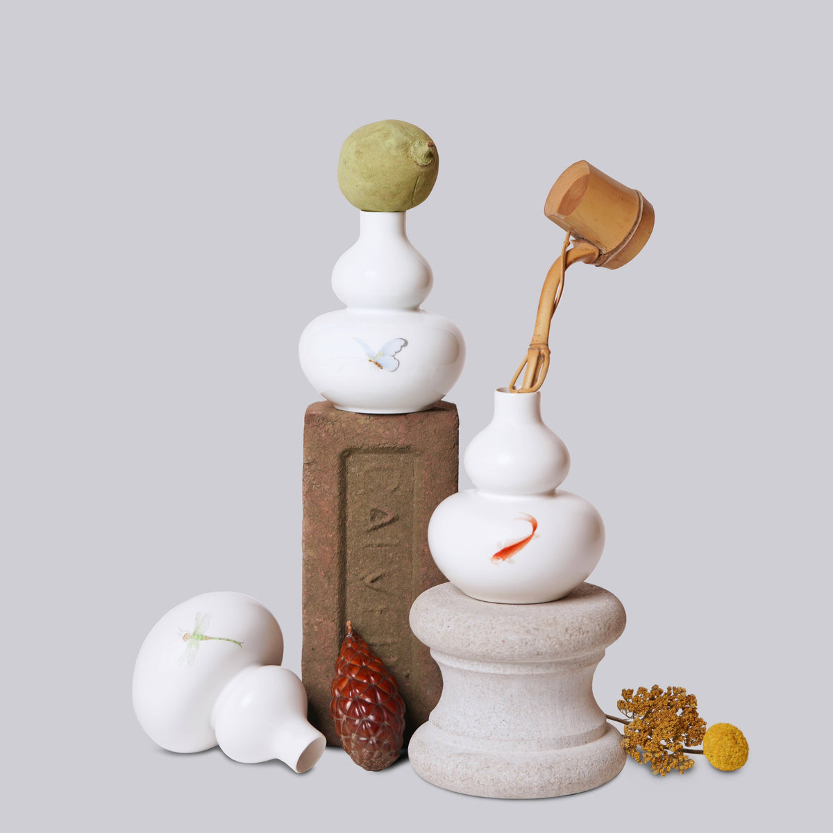 Hand Painted Porcelain Mini Gourd Vase
