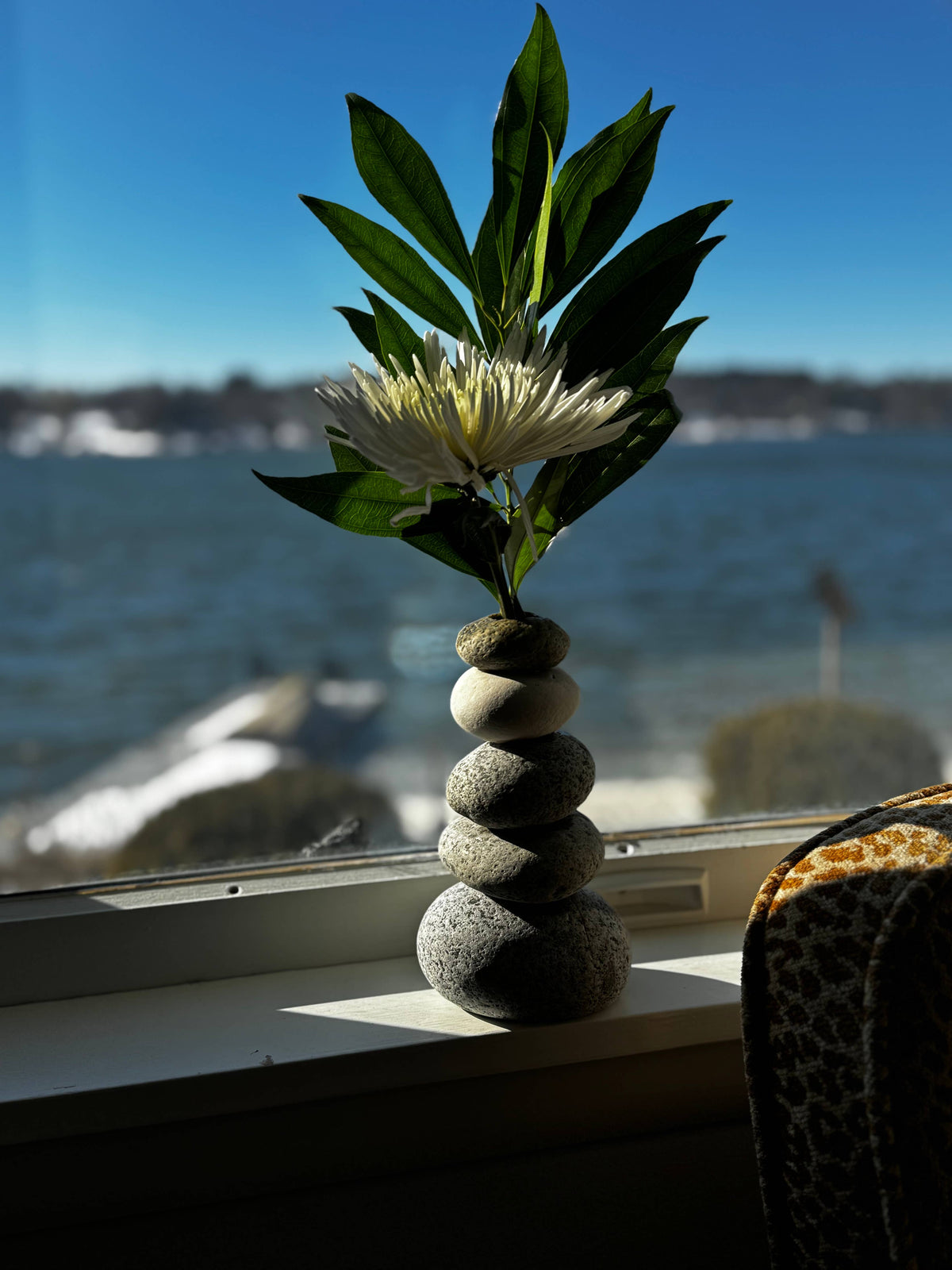 Cairn Vase