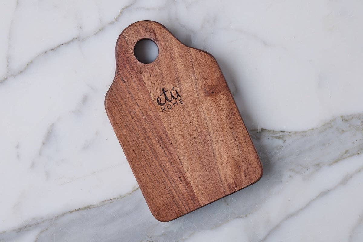 Small Dutch Cheese Board with Spreader - Natural