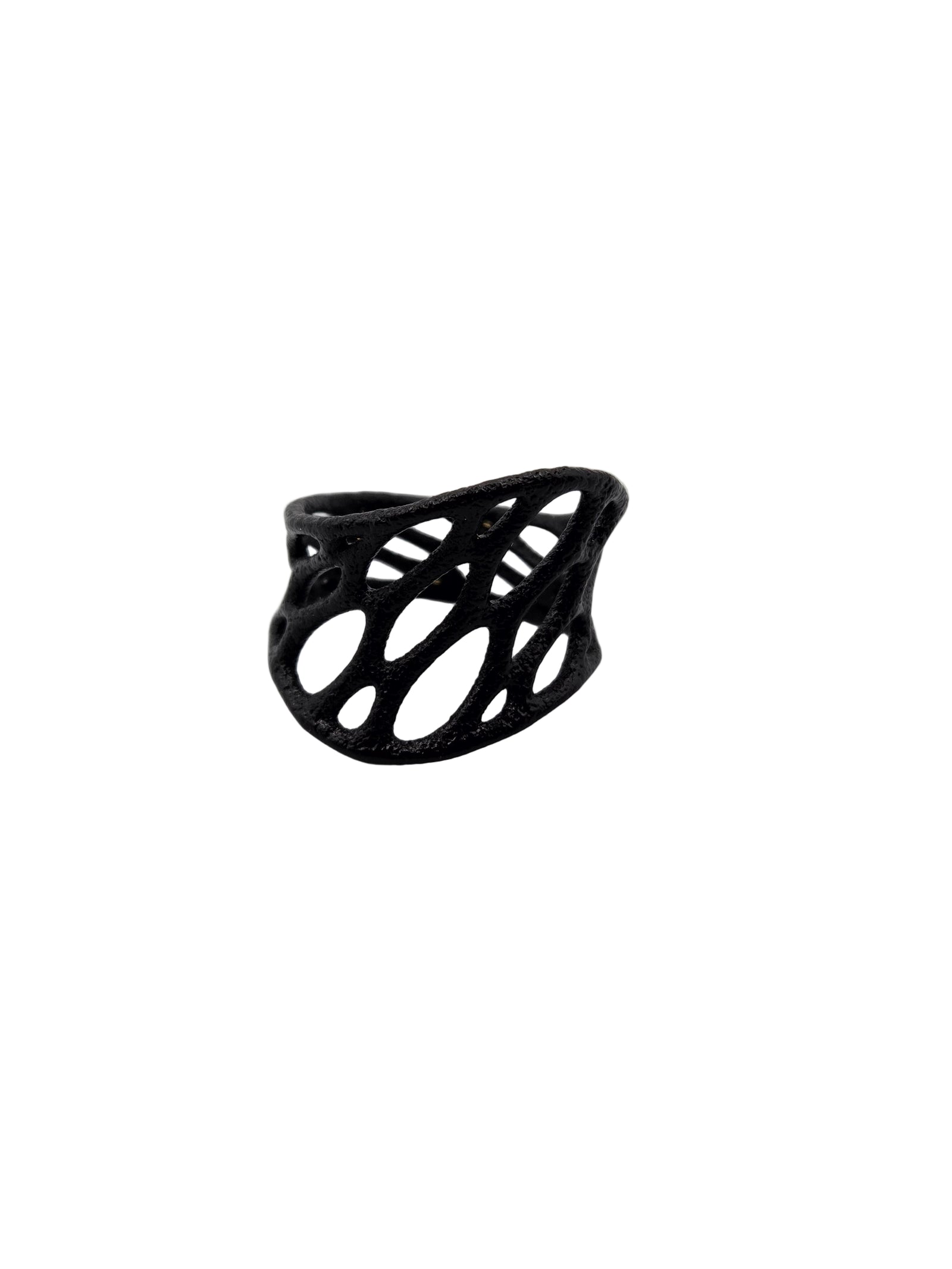 Black lattice ring on a white background