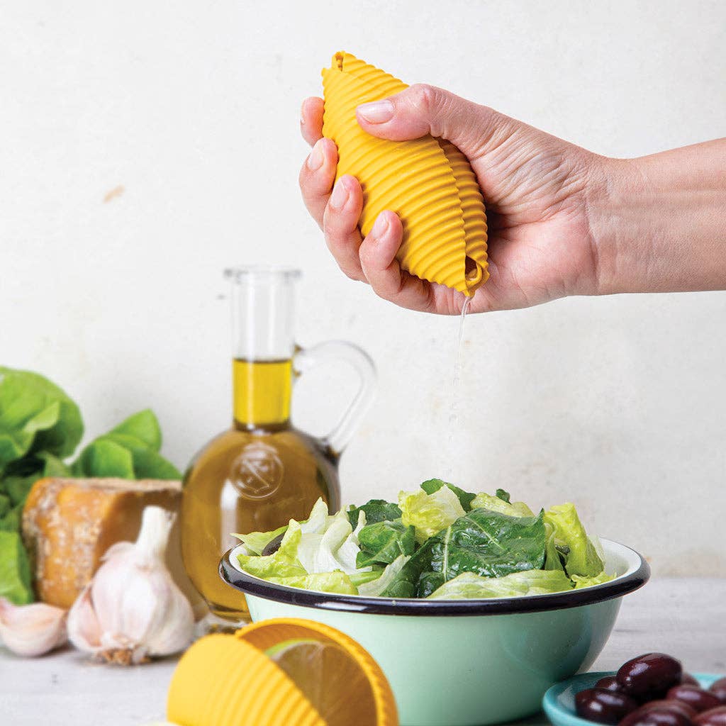 Pasta Shaped Silicone Lemon Squeezer | Conchiglie