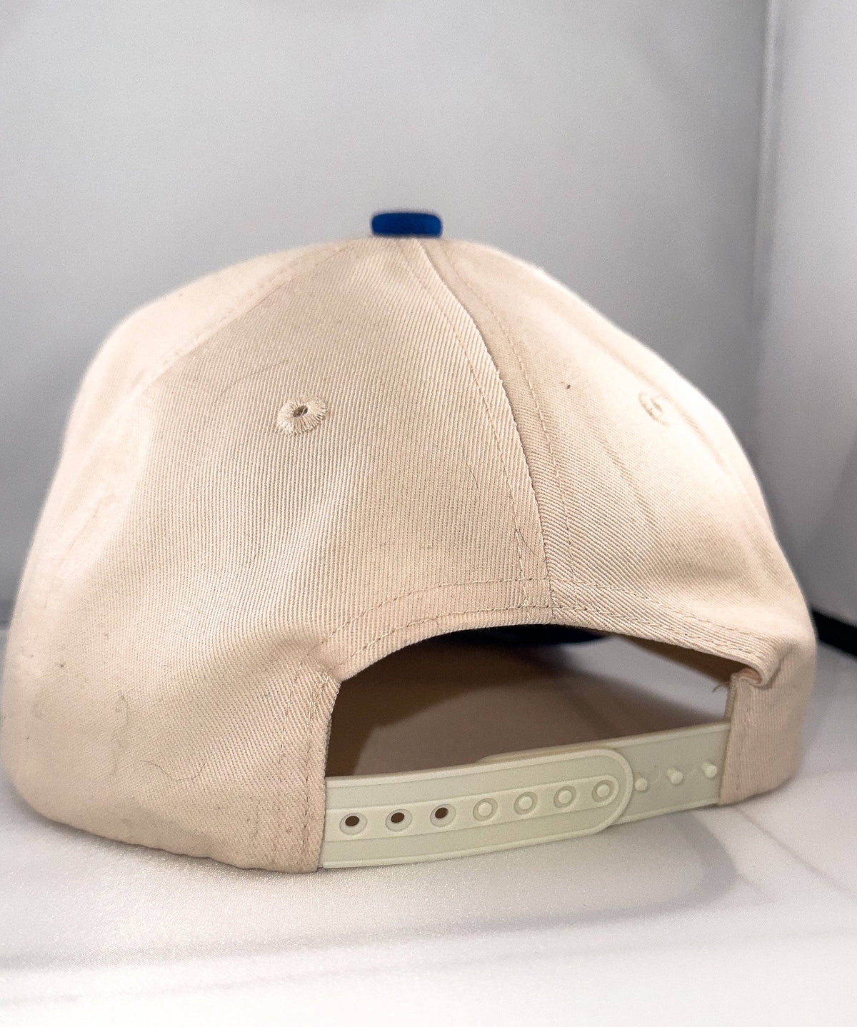 Aspen '96 Blue Cream Hat