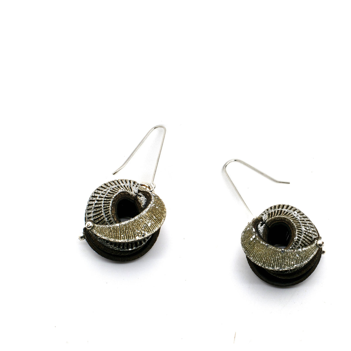 Barnacle Bebe Earrings