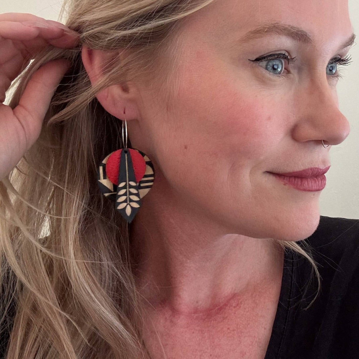 Architectural Lightweight Leather+Birch: Danish Modern