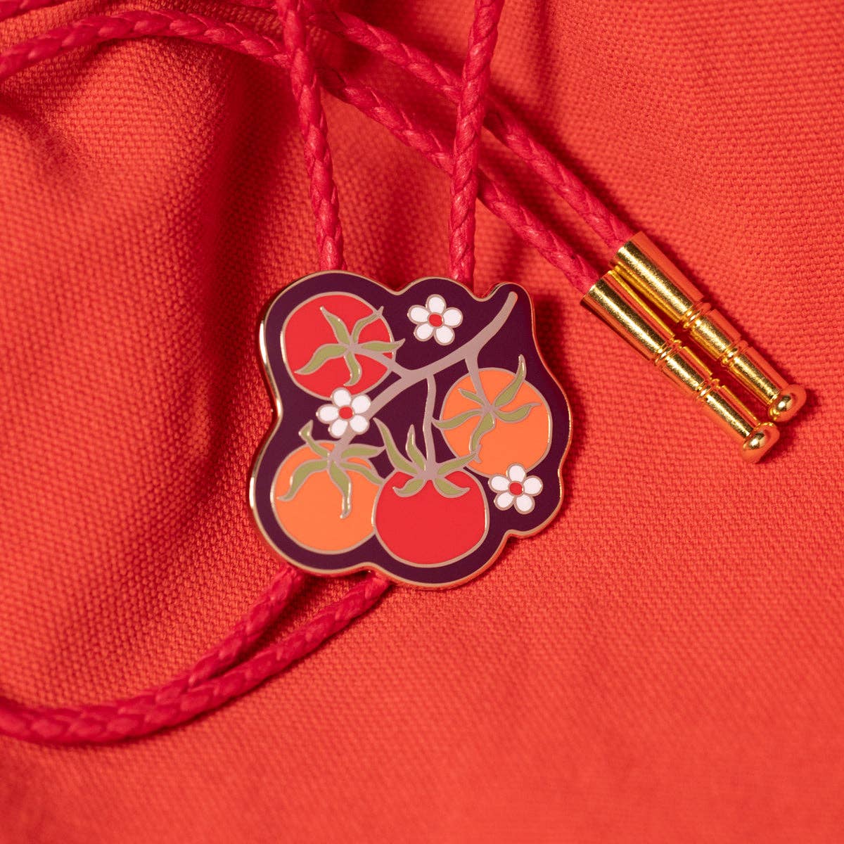Tomato Bolo Tie with Crush