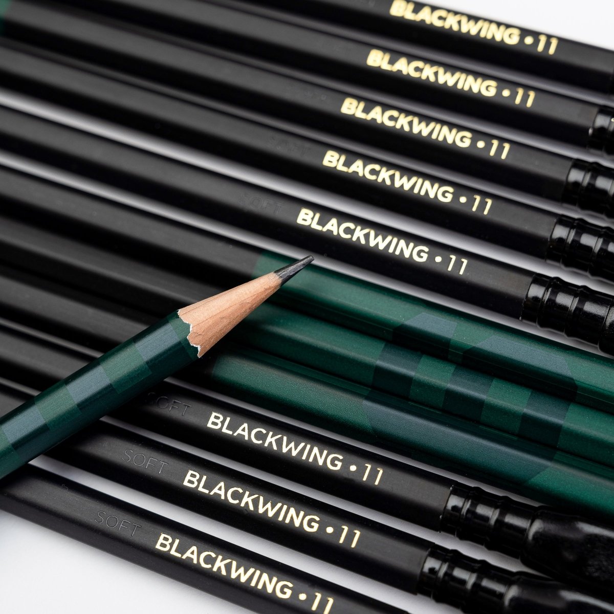 Blackwing Volume 11 - Set of 12