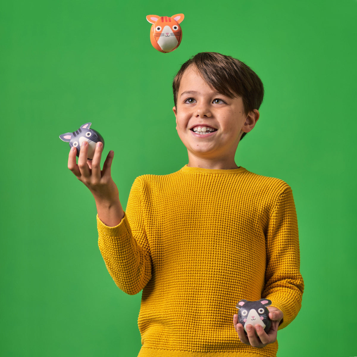 Kidoki Three Little Cats  Juggling Balls
