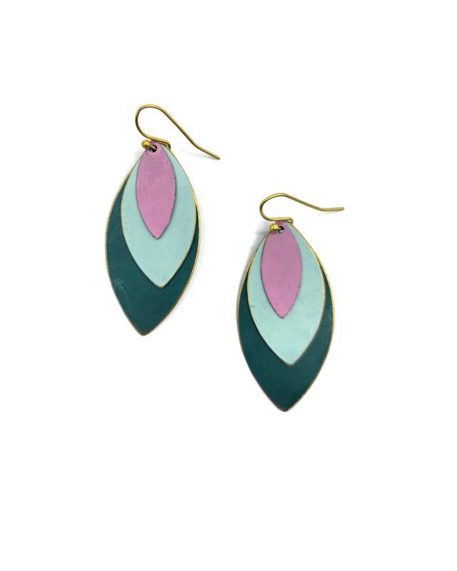 Fair Anita: Leaf Tone Earrings