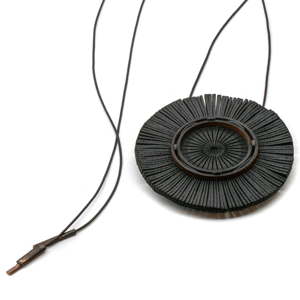 Saulė Necklace