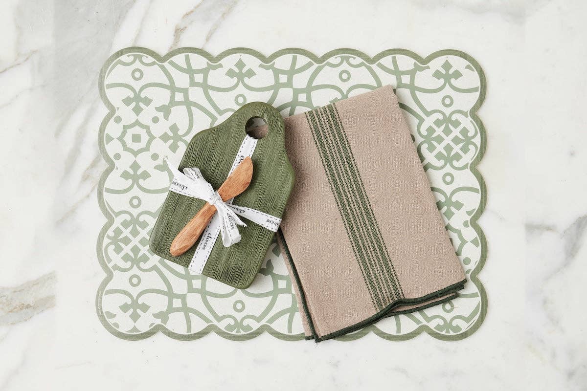 Small Dutch Cheese Board with Spreader - Spruce Green