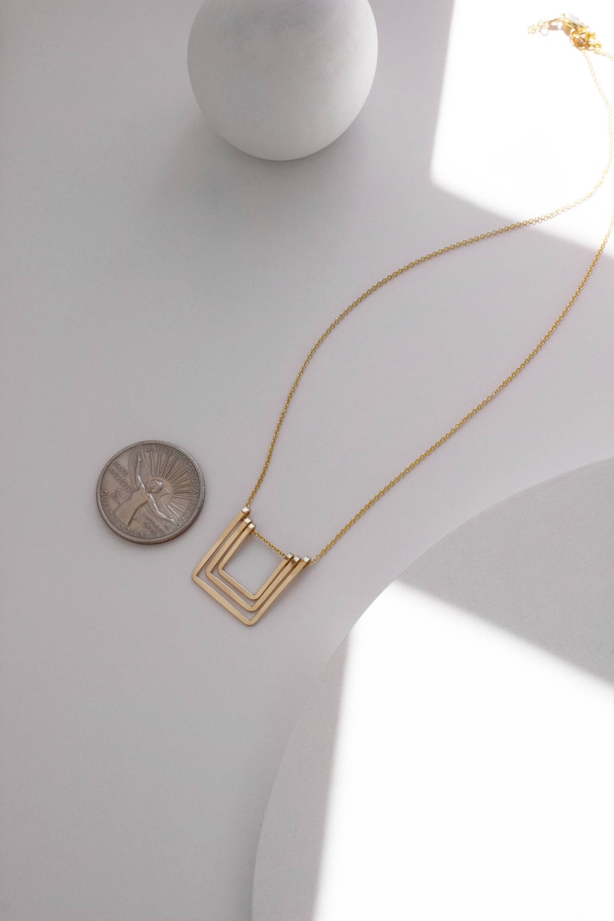 Small Senza, Art Deco Necklace