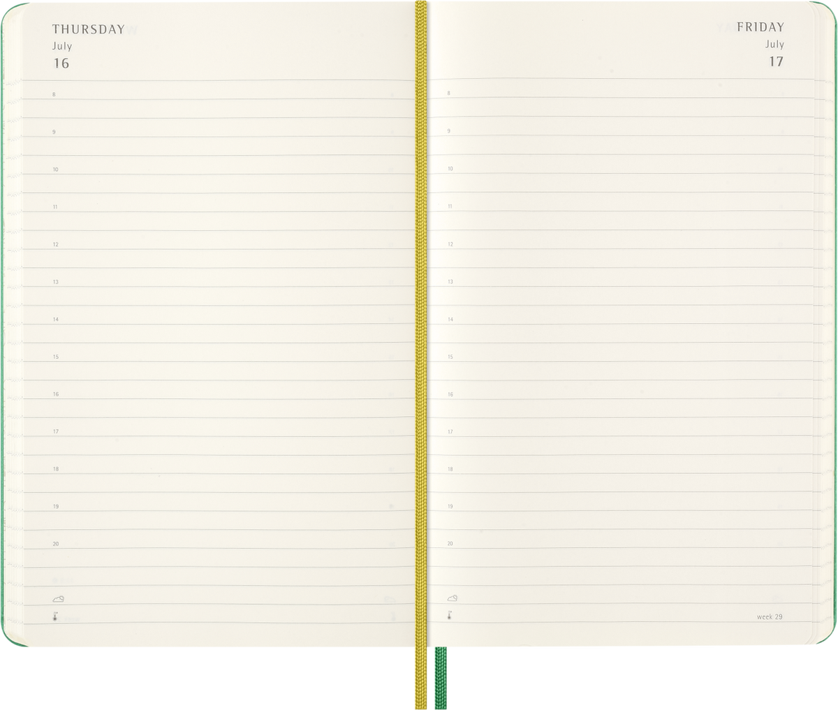Charlie &amp; Snoopy 12 Month 2026 Weekly Planner