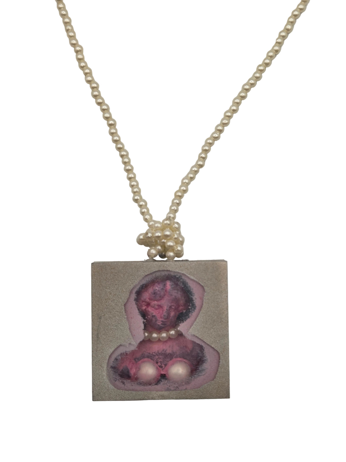 Venus Pearl Necklace