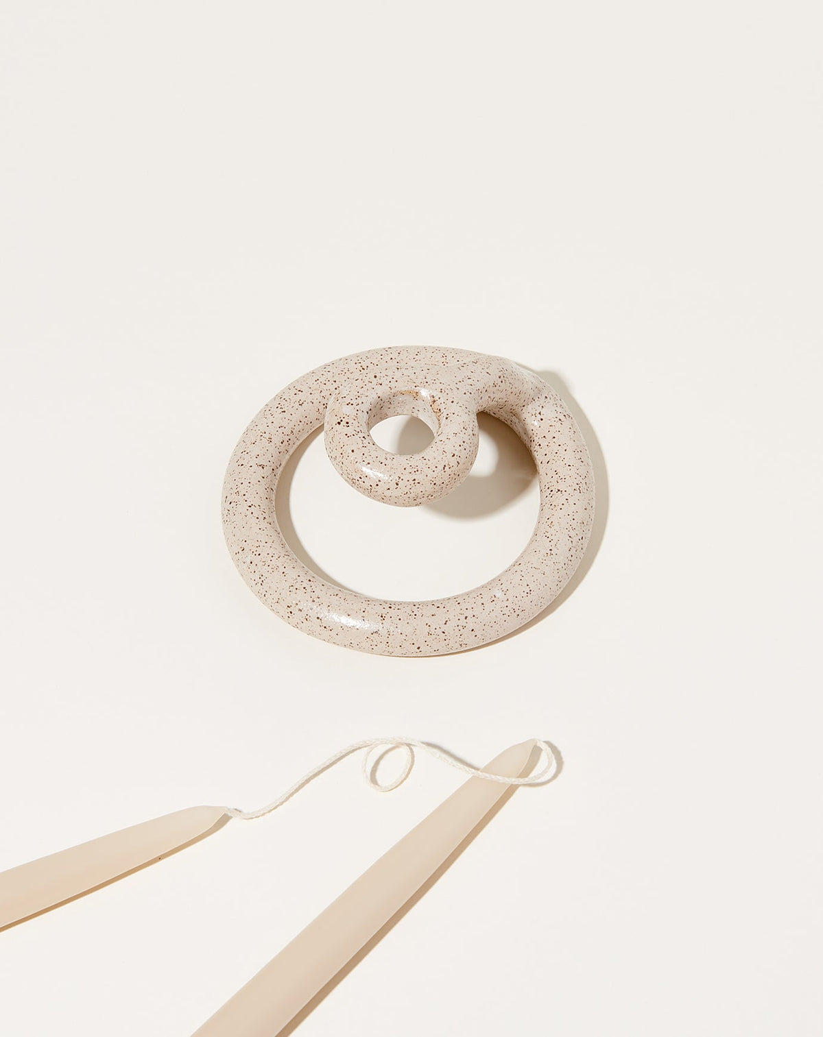 Uni Candlestick, Speckled White